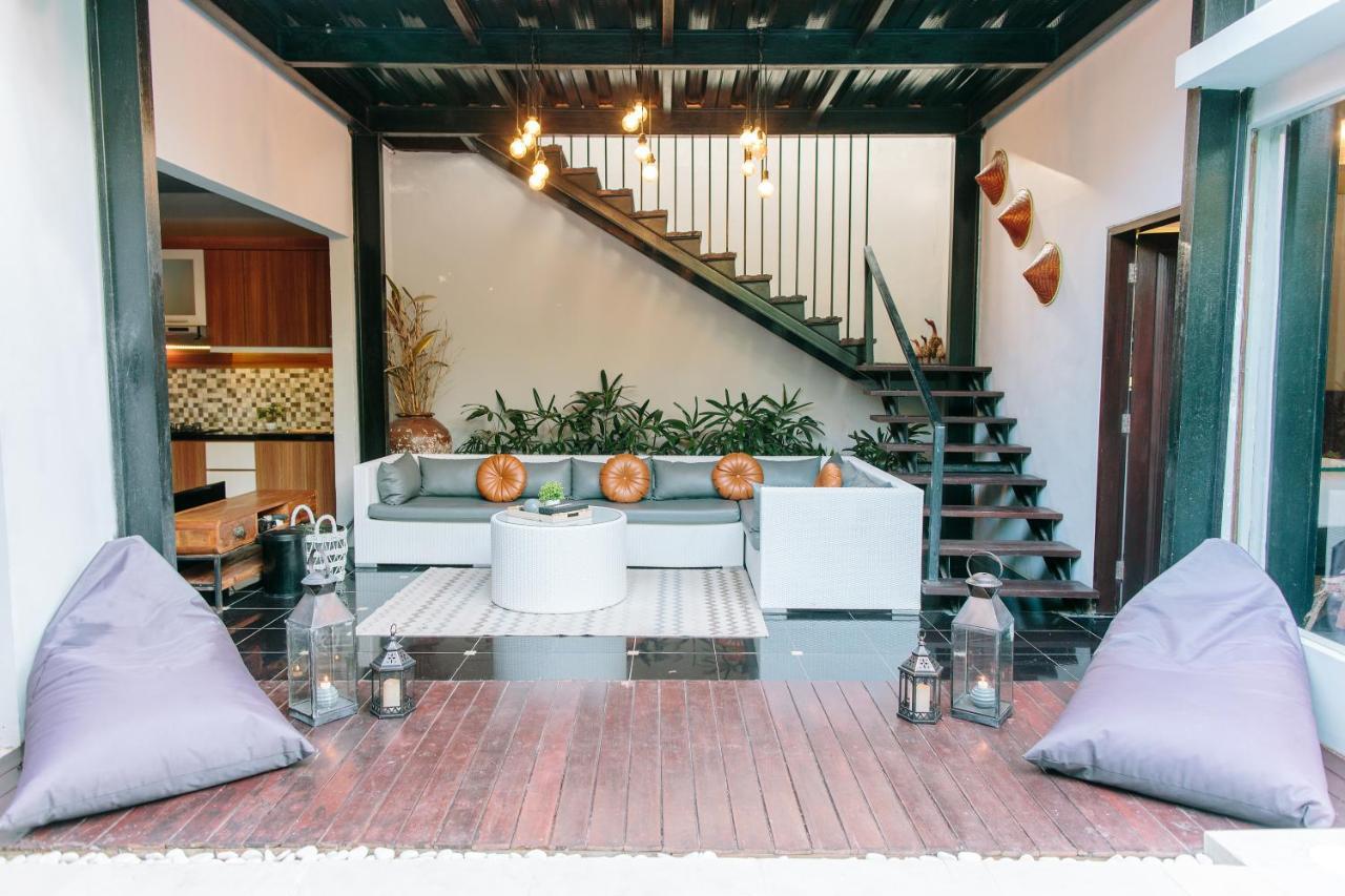 Villa Habibi Uluwatu Exterior foto